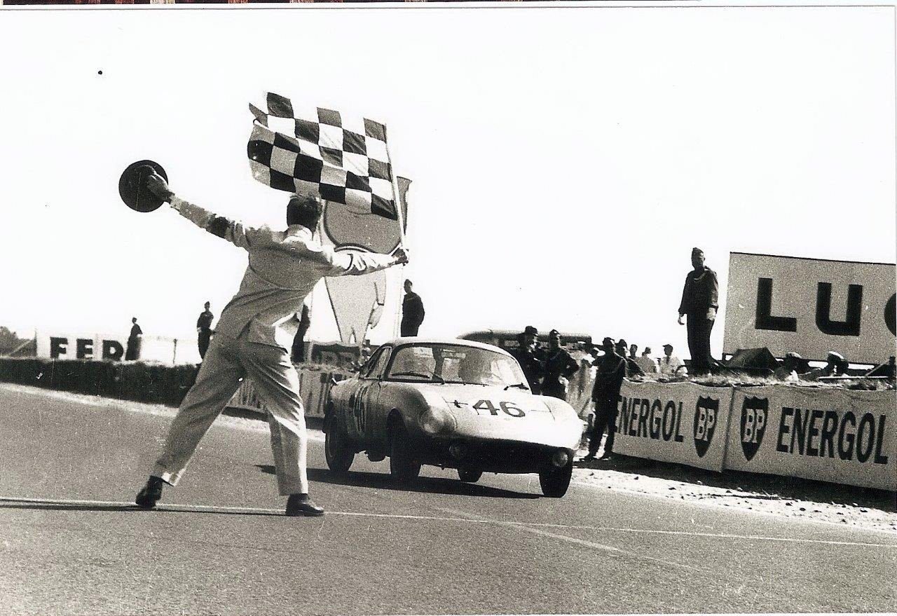 Sur les trois Bonnet du Mans 1962 (deux Djet et une barquette) seule la 1000 cm3 parviendra à terminer, retardée par sa boîte de vitesses bloquée © DR
