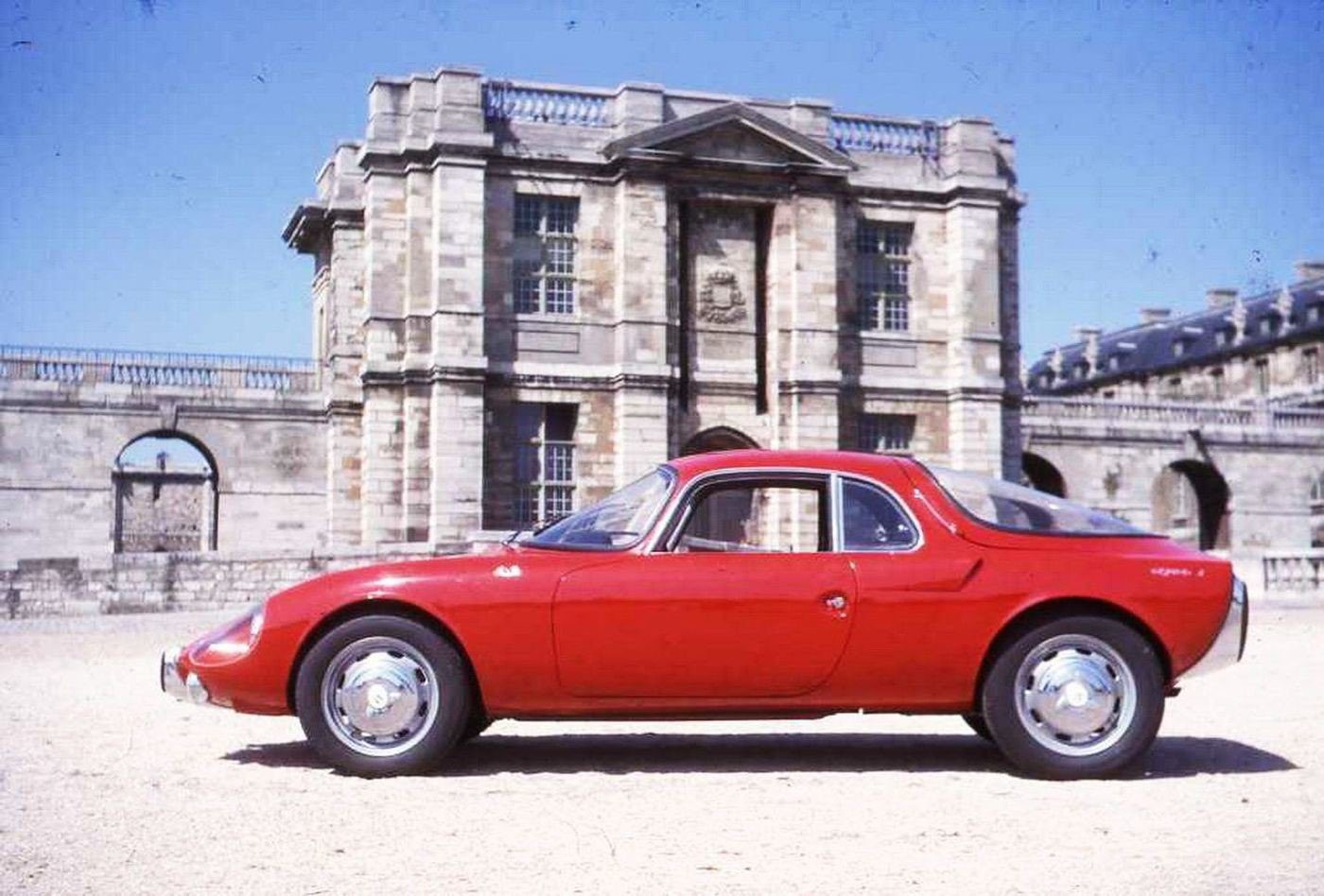 Il faudra attendre presque un an pour que le Djet dérivé de la version sportive tubulaire soit proposé aux clients sportifs @ DR