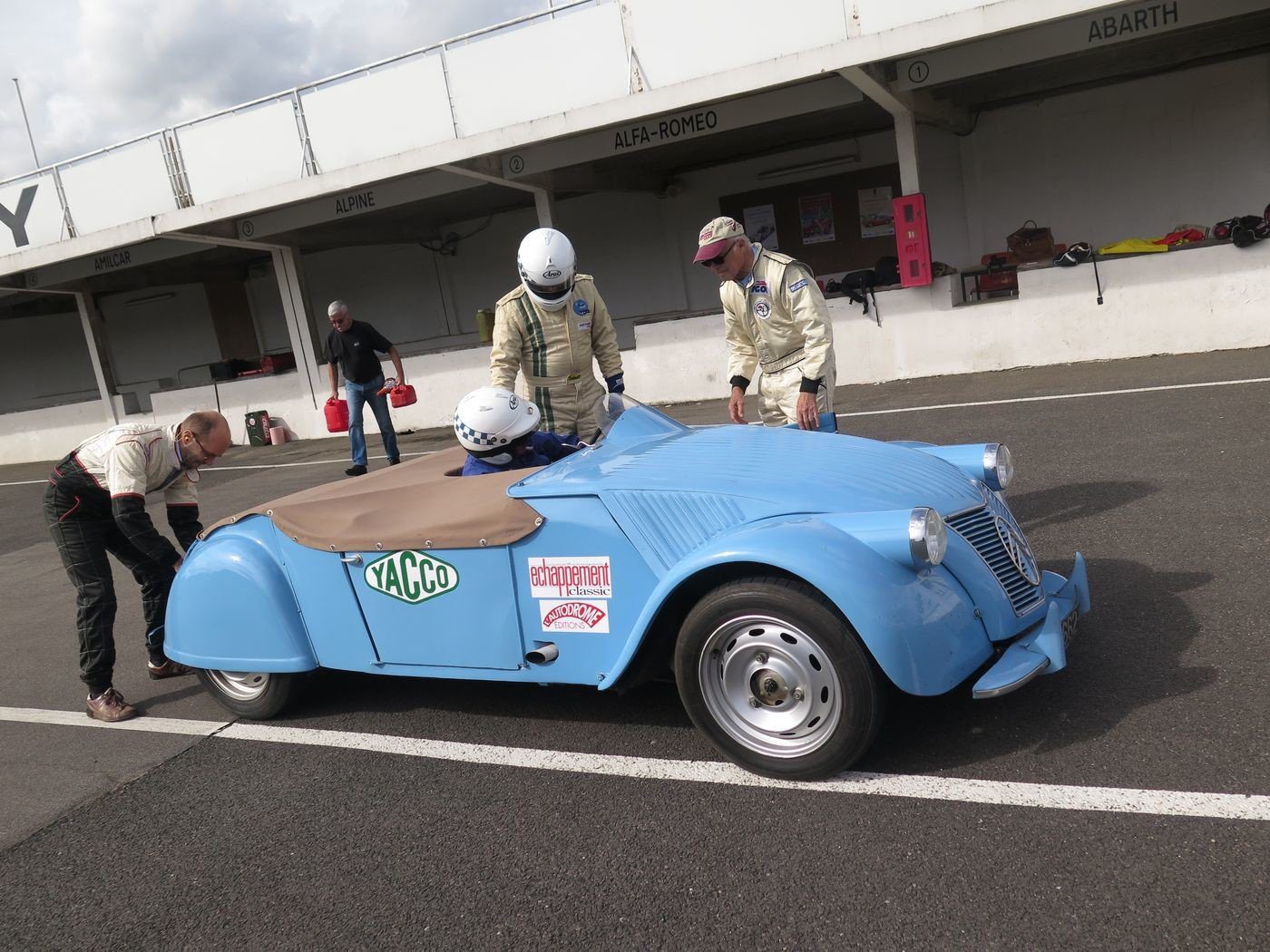 2CV Barbot