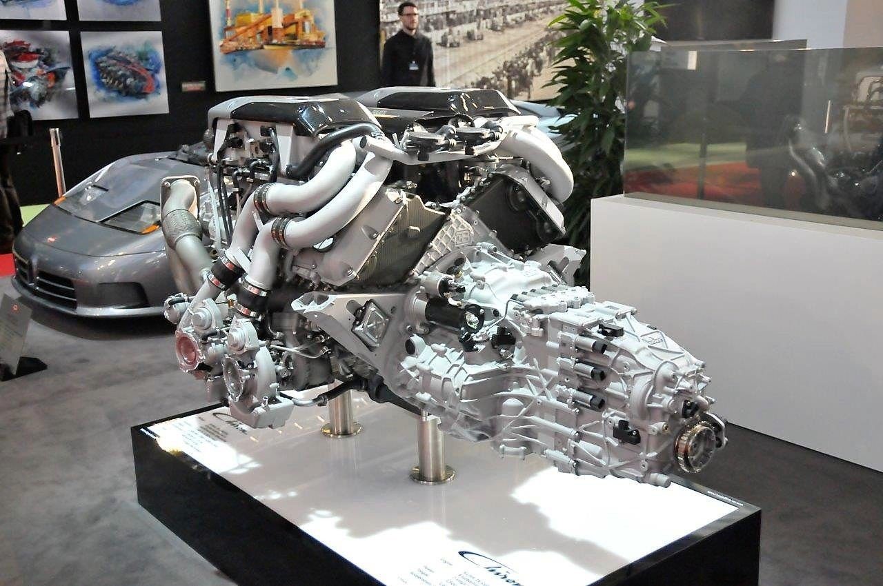 Moteur Bugatti Chiron - Rétromobile 2019 © Olivier Rogar -www.classiccourses.fr