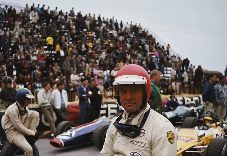 Jean-Pierre Jaussaud, le premier de cordée